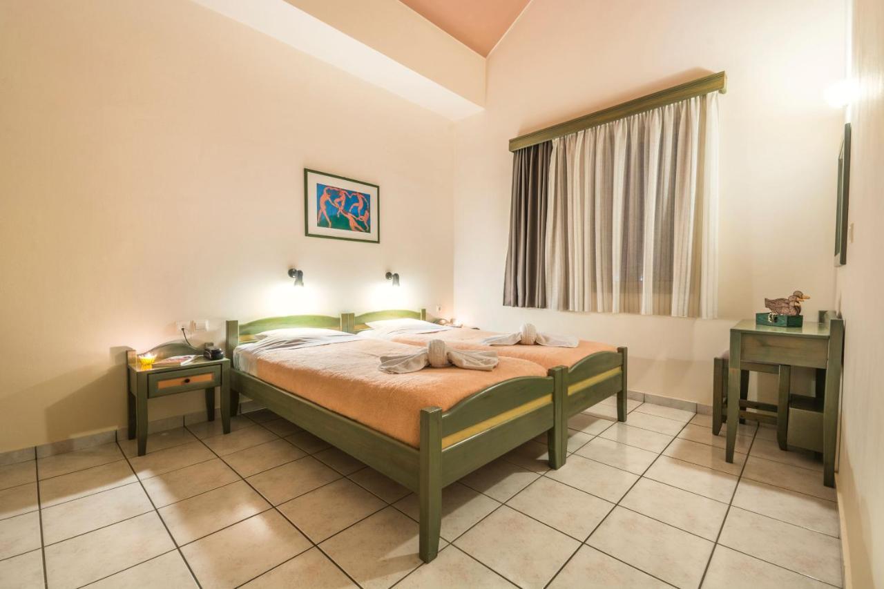 Lotus Hotel Apartments 카토다라초 외부 사진