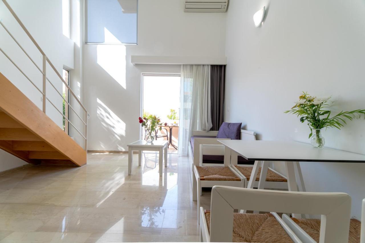 Lotus Hotel Apartments 카토다라초 외부 사진