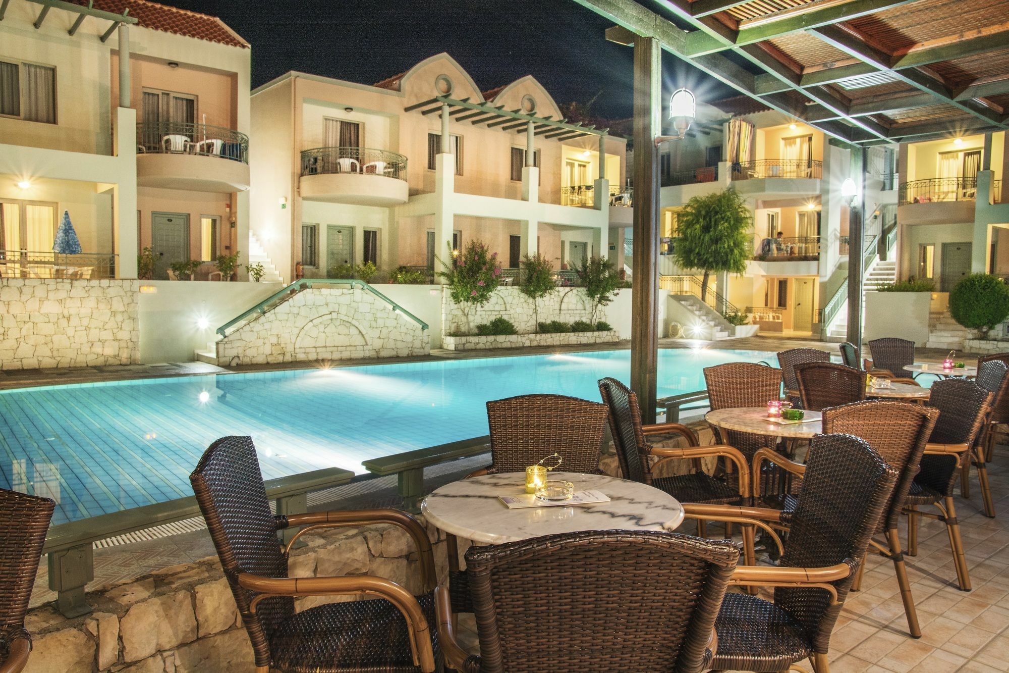 Lotus Hotel Apartments 카토다라초 외부 사진