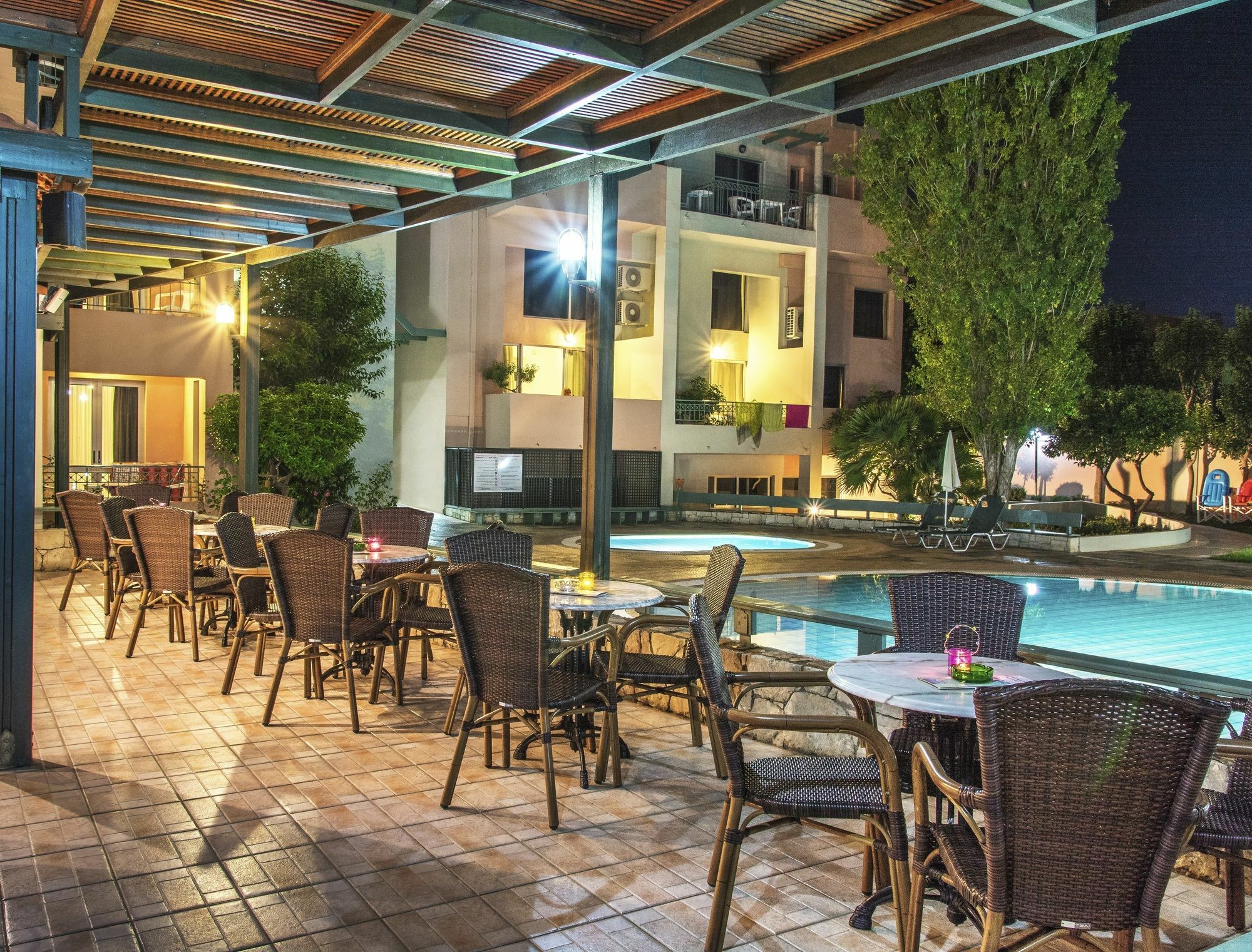 Lotus Hotel Apartments 카토다라초 외부 사진